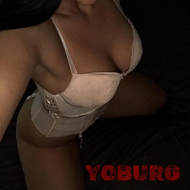 Prostitute Aleksandra – 29 y.o., Ekaterinburg, Verh-Isetsky, phone: +7 (932) 126-95-74